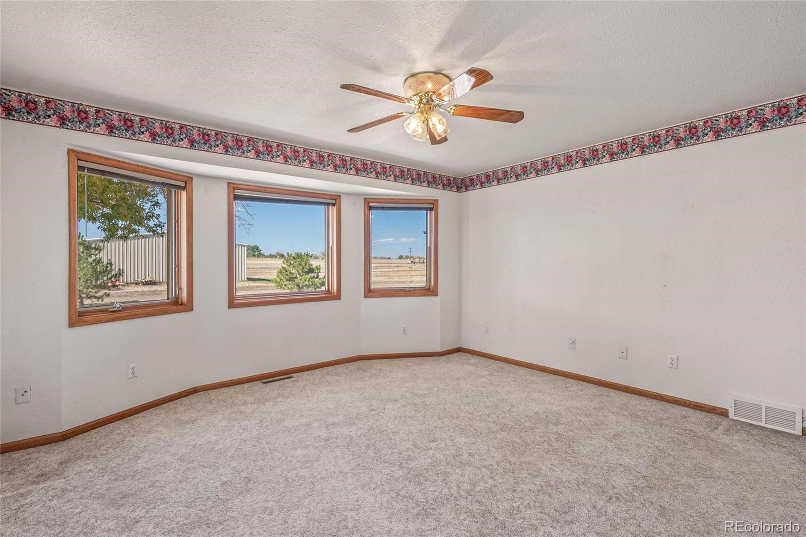 MLS Image #17 for 55  cook court,hudson, Colorado
