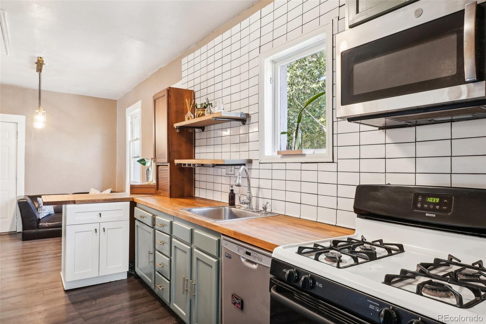 MLS Image #17 for 3930  sheridan boulevard,denver, Colorado