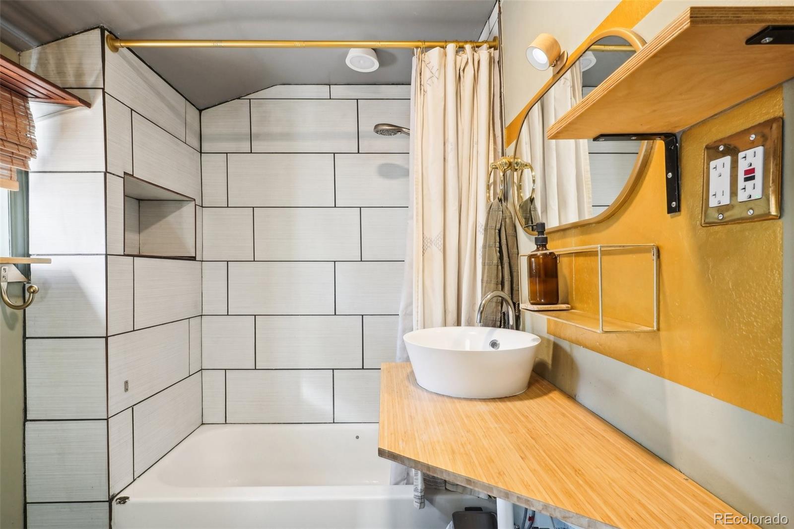 MLS Image #27 for 3930  sheridan boulevard,denver, Colorado