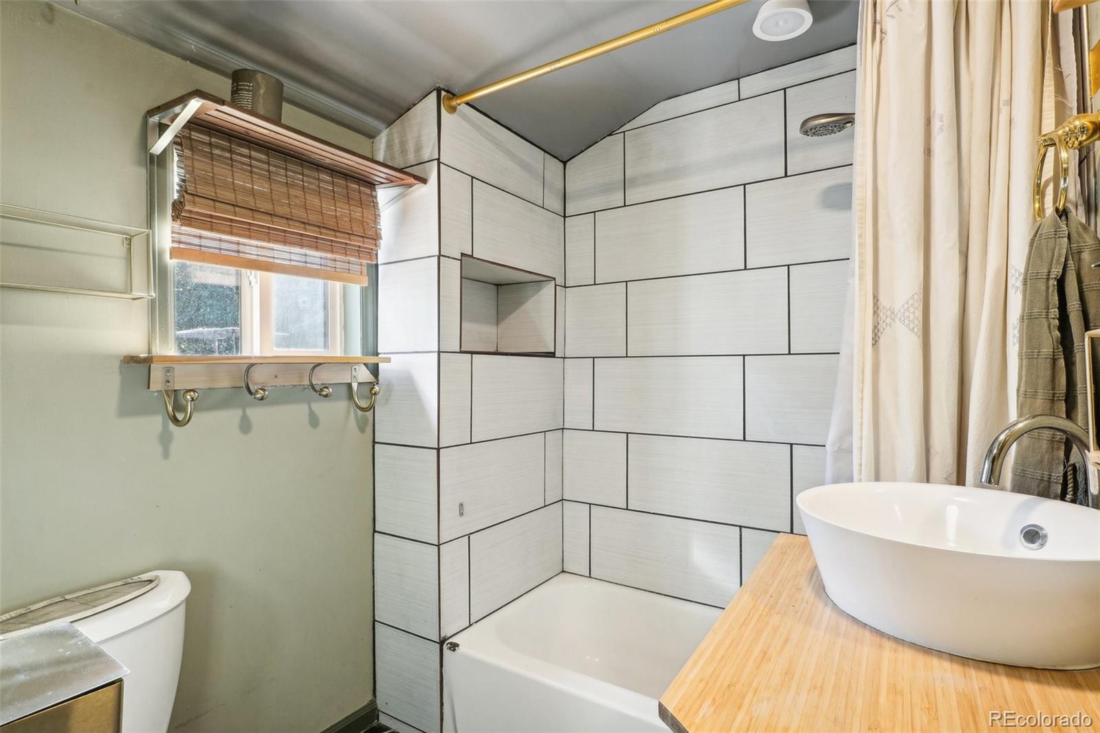 MLS Image #28 for 3930  sheridan boulevard,denver, Colorado