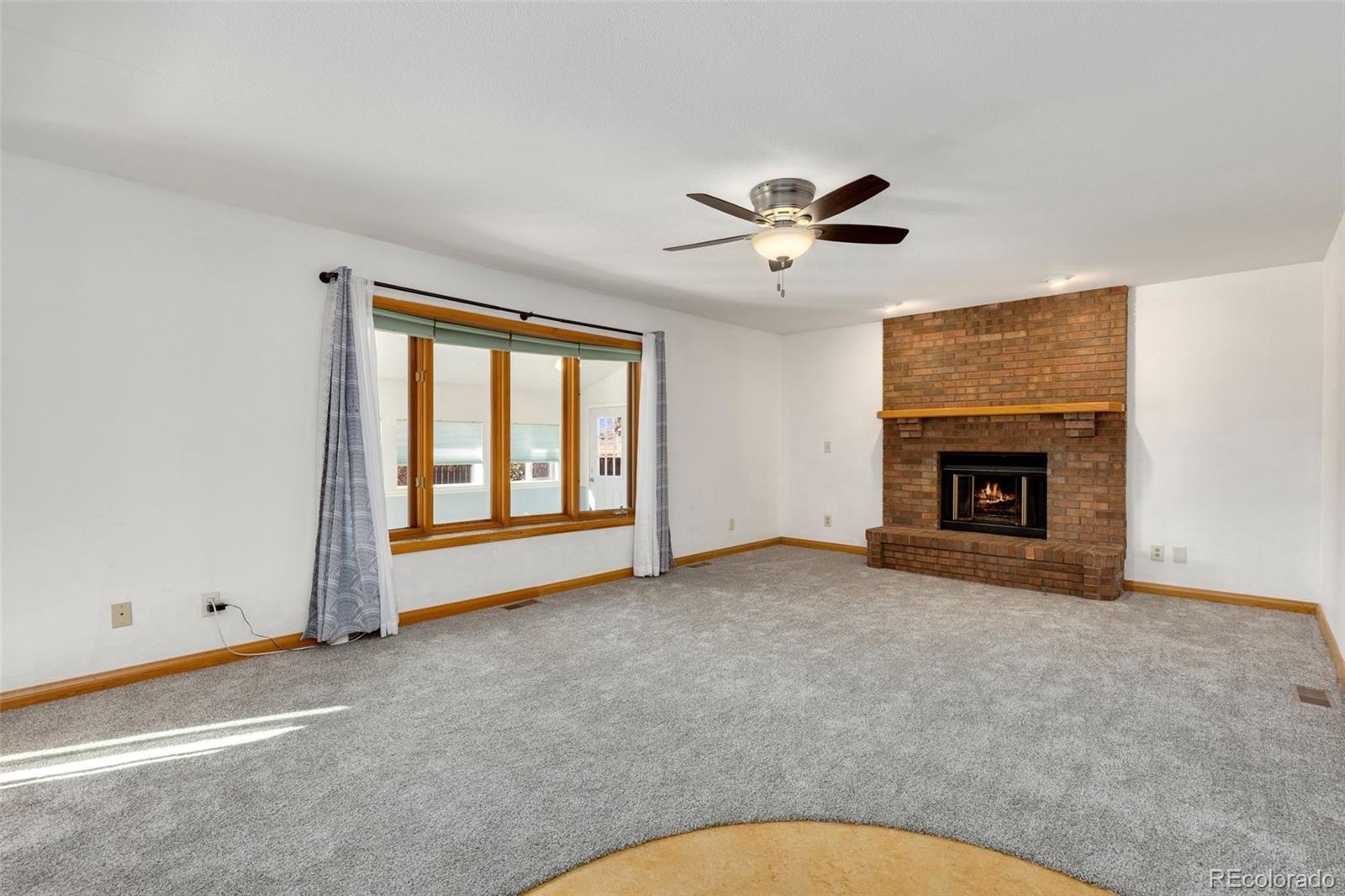 MLS Image #14 for 1233  twin peaks circle,longmont, Colorado