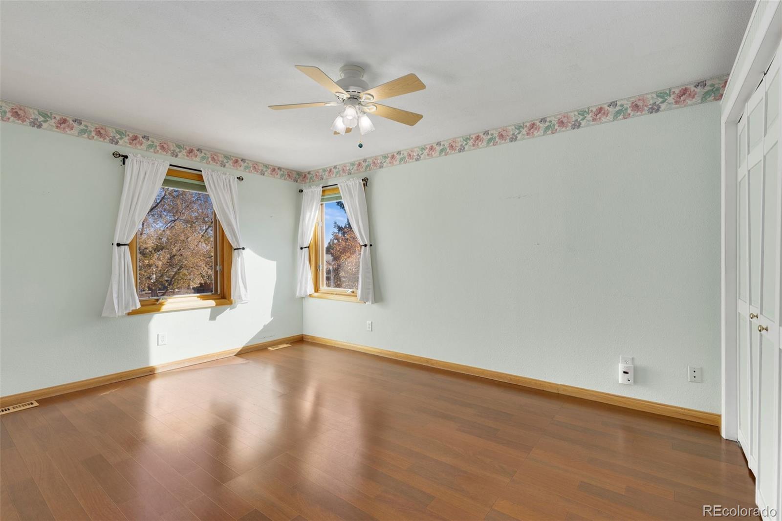 MLS Image #17 for 1233  twin peaks circle,longmont, Colorado