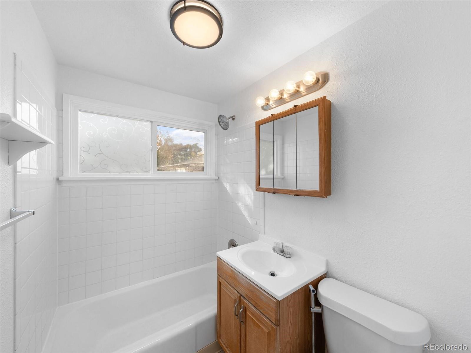 MLS Image #15 for 727  geneva street,aurora, Colorado