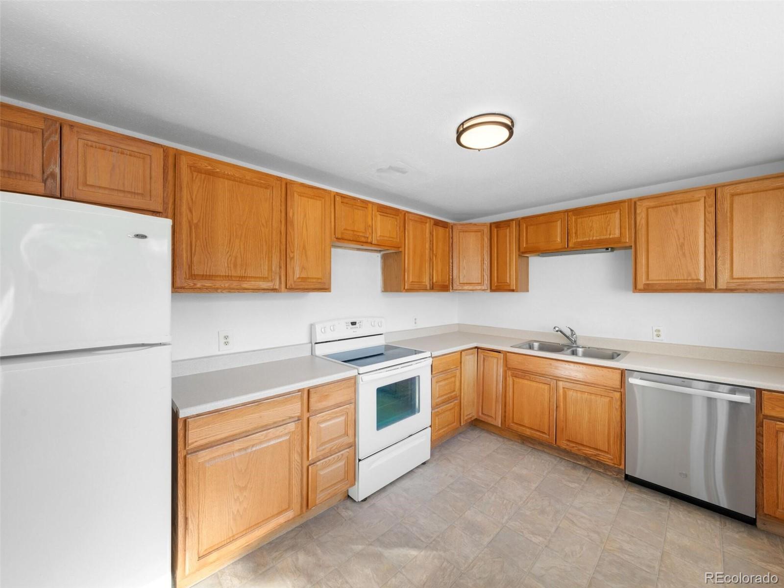 MLS Image #9 for 727  geneva street,aurora, Colorado