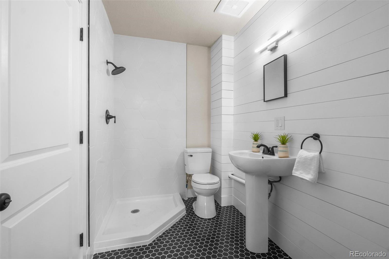 MLS Image #13 for 1354  uinta street,denver, Colorado