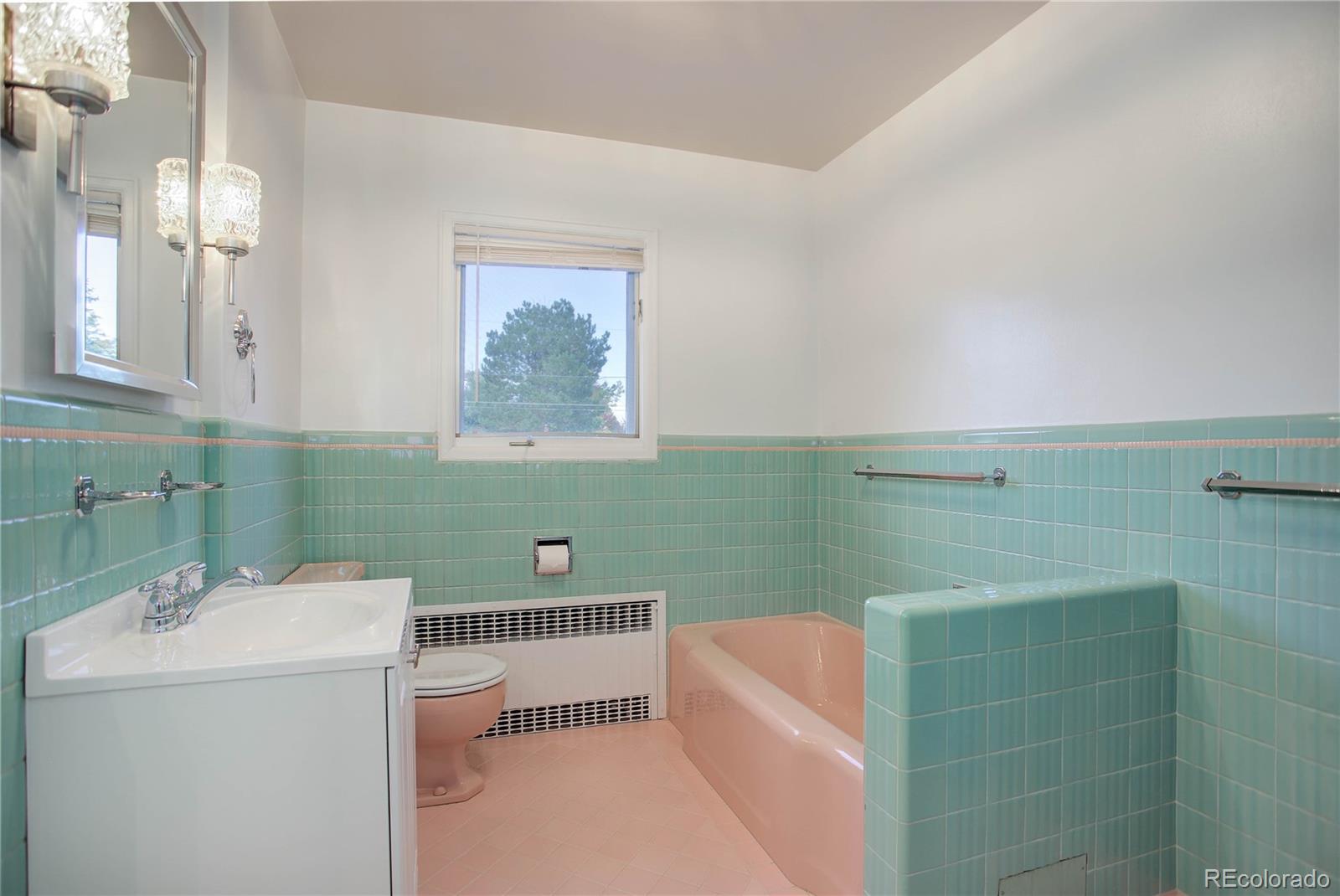 MLS Image #27 for 2045 s cook street,denver, Colorado