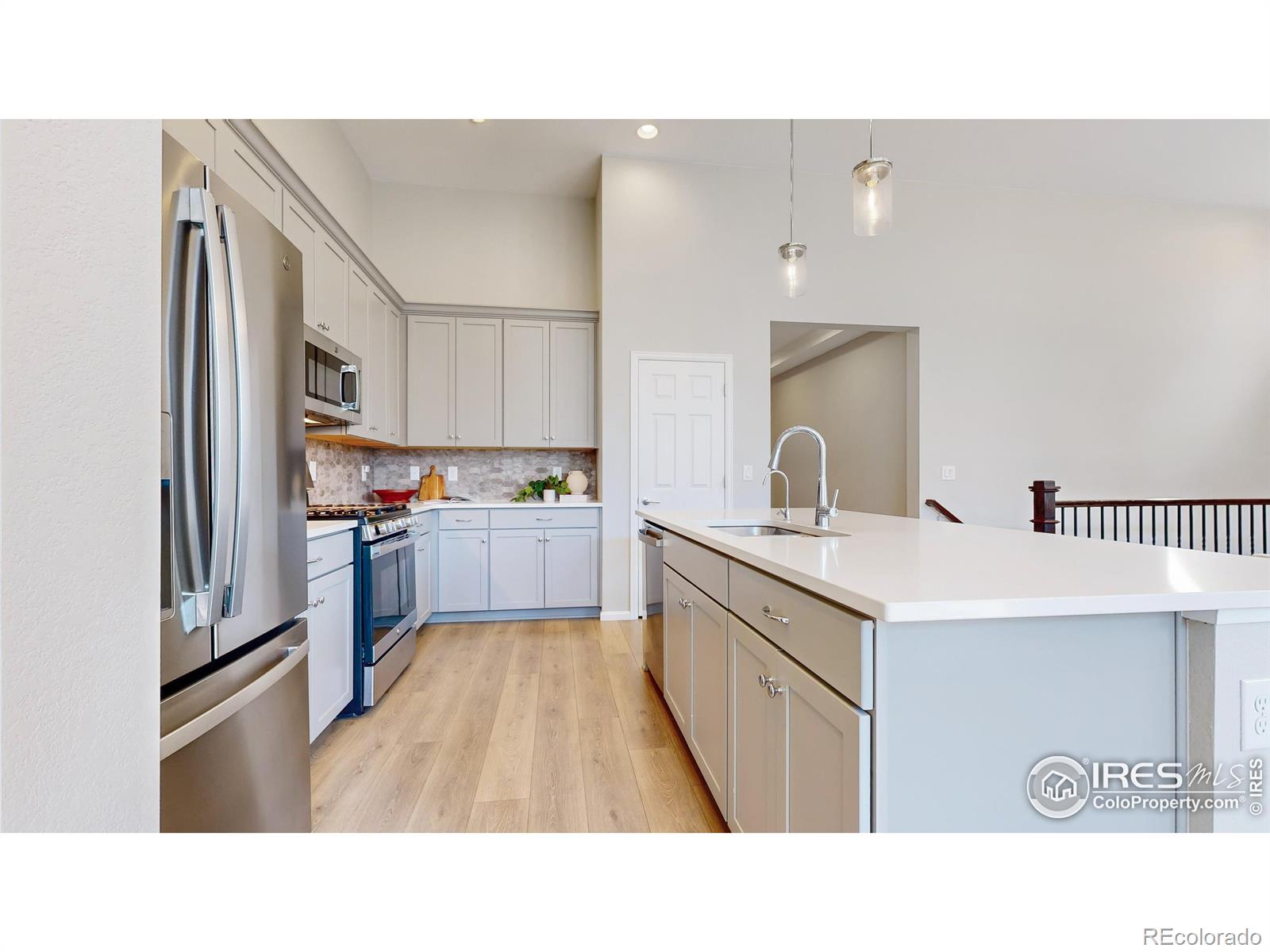 MLS Image #3 for 3107  deering lake drive,loveland, Colorado