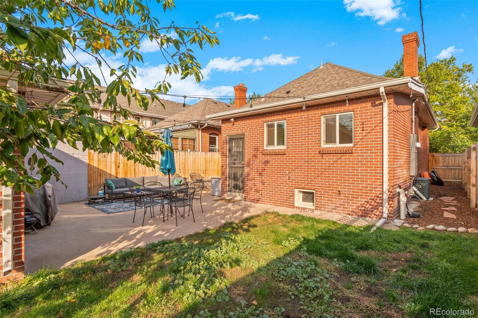 MLS Image #23 for 817 s clarkson street,denver, Colorado