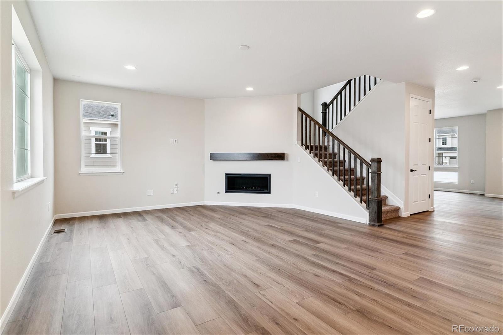 MLS Image #8 for 3817 n elk street,aurora, Colorado