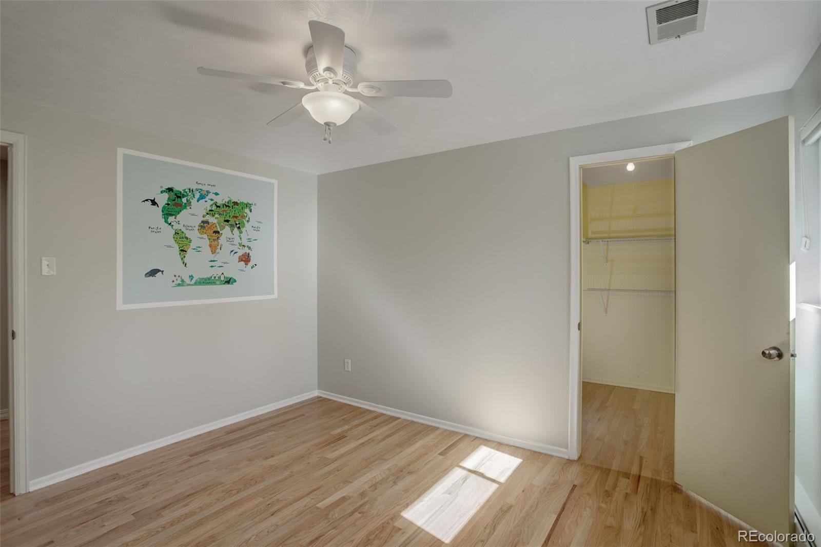 MLS Image #17 for 3180 s monaco circle,denver, Colorado