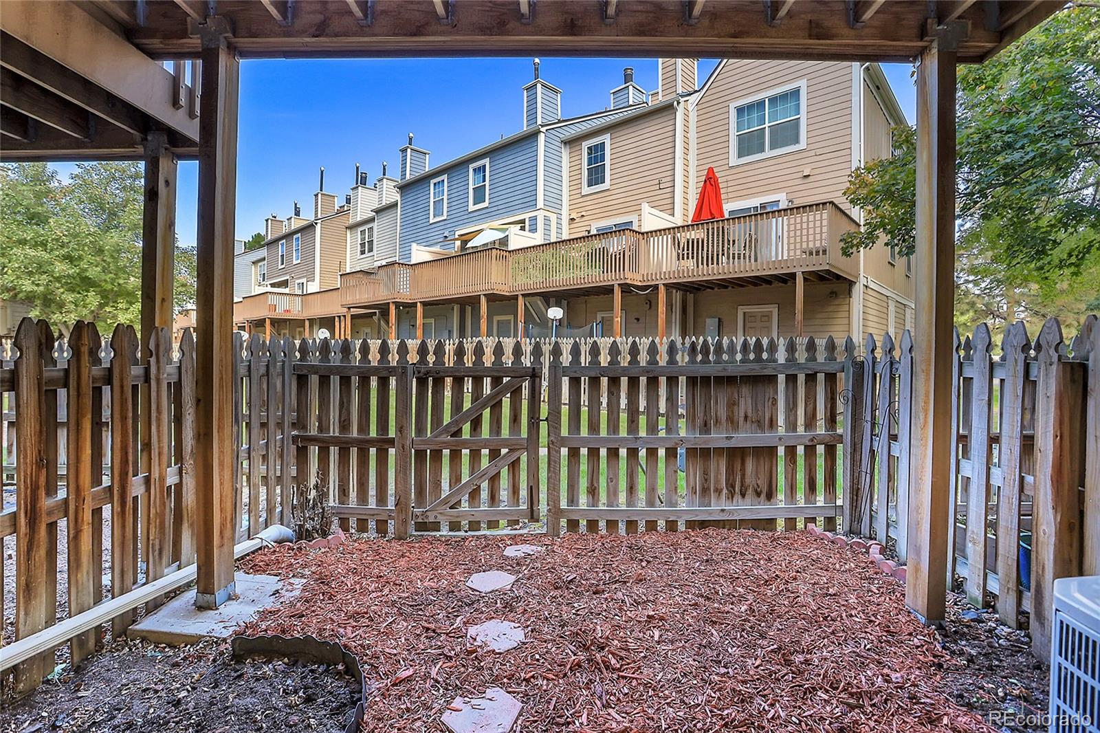 MLS Image #24 for 1699 s trenton street,denver, Colorado