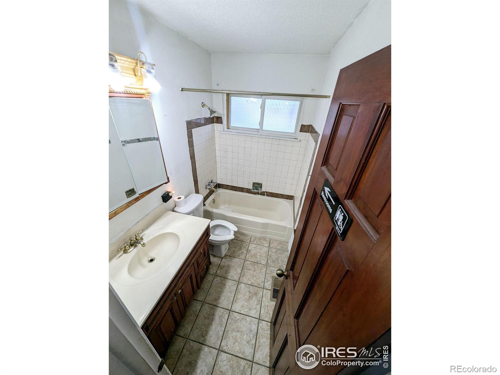 MLS Image #6 for 8219  nola drive,denver, Colorado