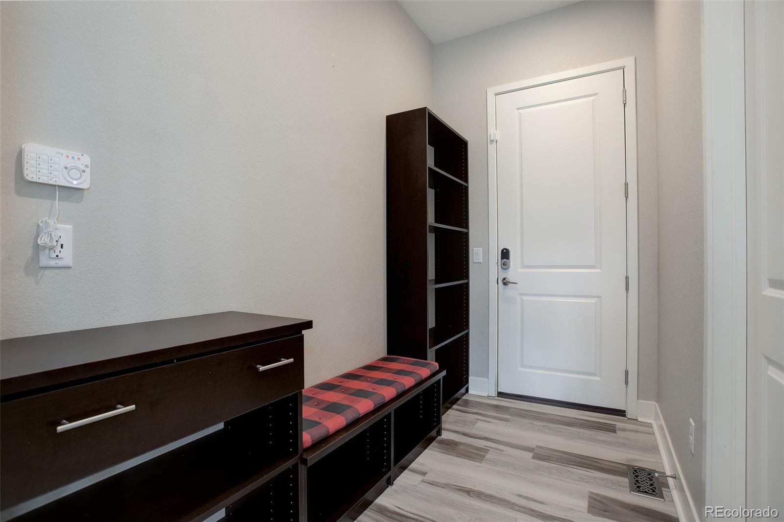 MLS Image #28 for 7030 s buchanan street,aurora, Colorado