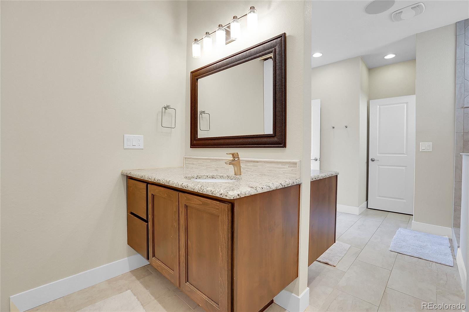 MLS Image #23 for 6711  avrum drive,denver, Colorado