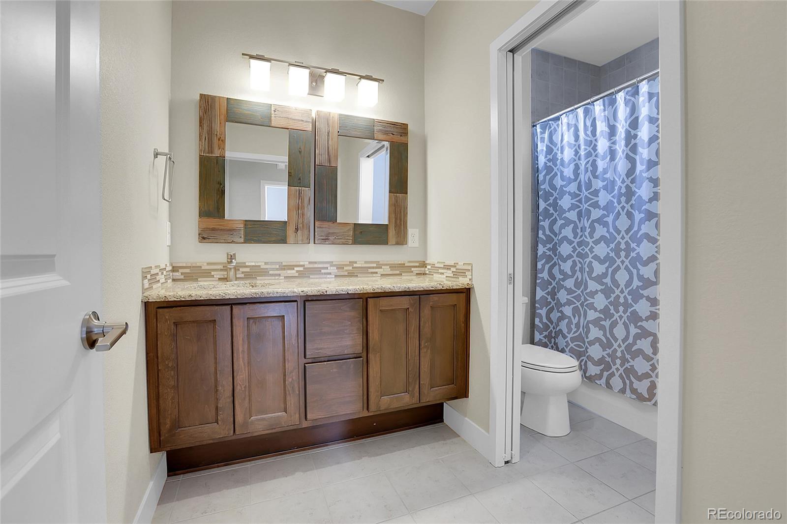 MLS Image #29 for 6711  avrum drive,denver, Colorado