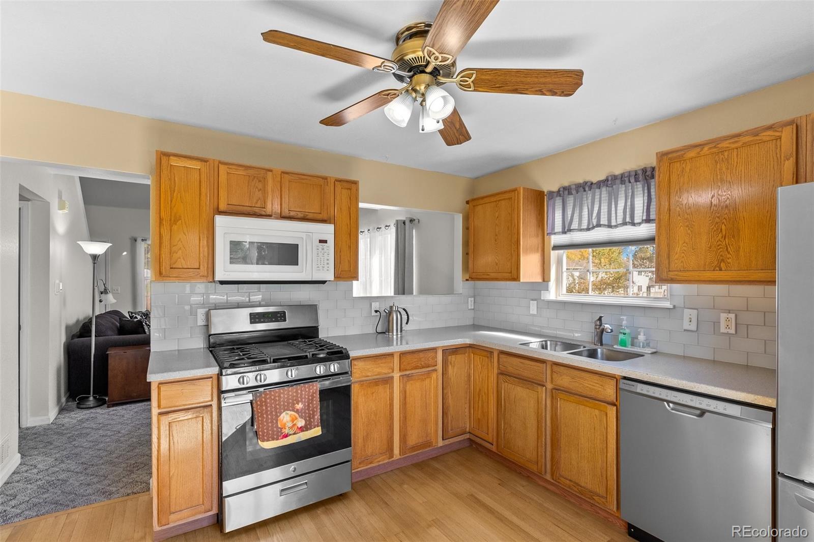 MLS Image #12 for 5524 w canyon trail,littleton, Colorado