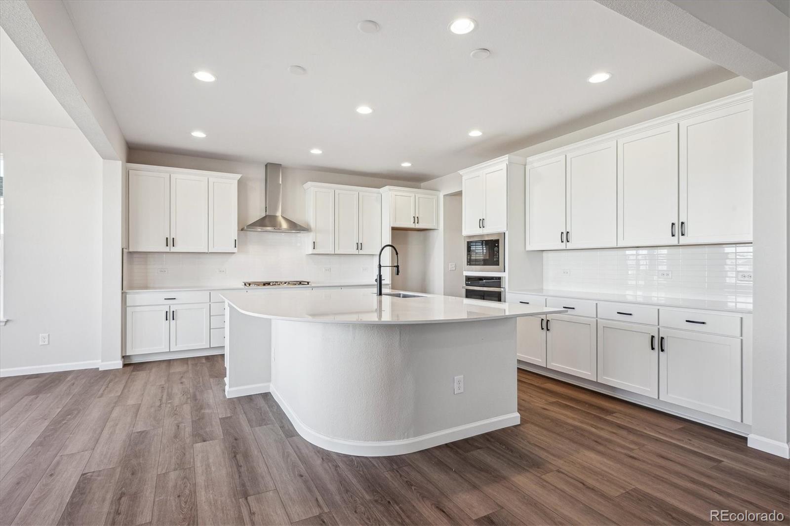 MLS Image #8 for 7375 s waterloo way,aurora, Colorado