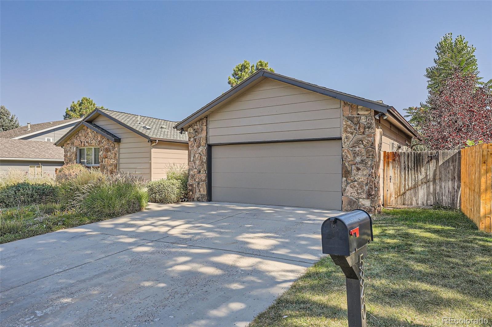 MLS Image #2 for 5840 s kenton way,englewood, Colorado