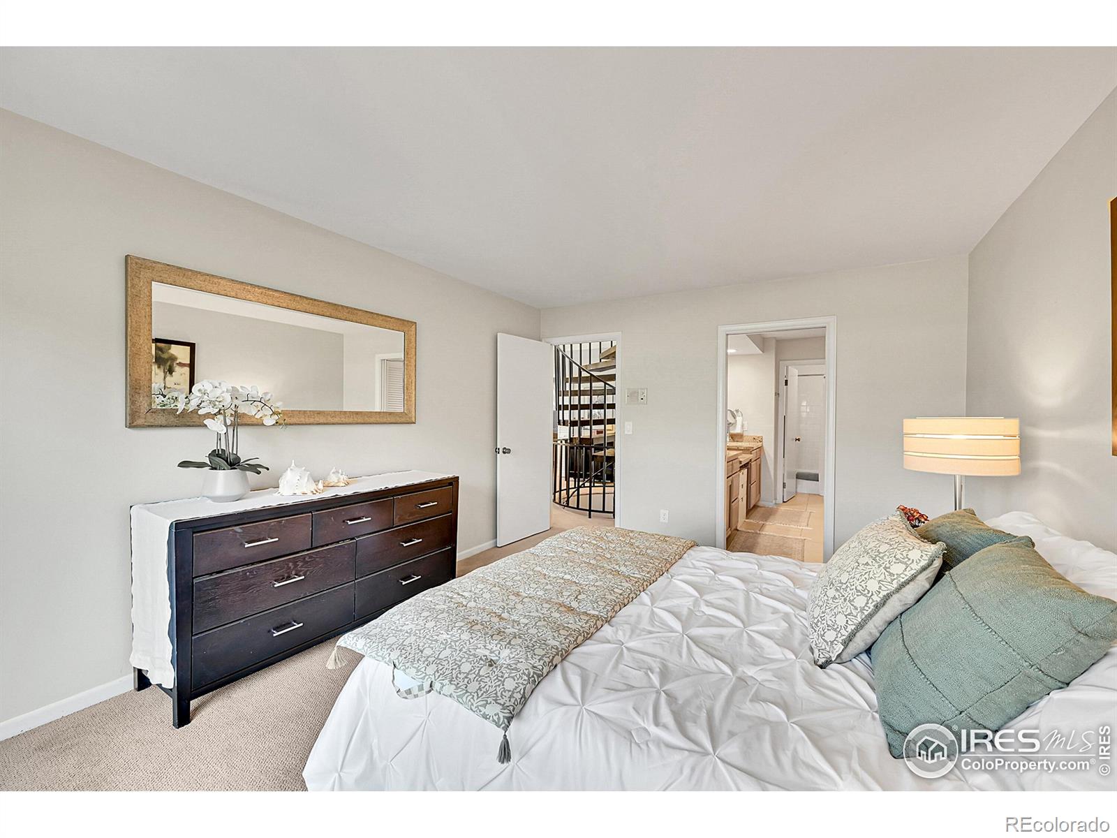 MLS Image #9 for 1578  greenbriar boulevard,boulder, Colorado