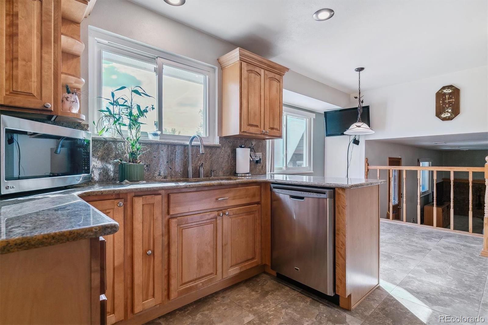 MLS Image #18 for 7920 w portland avenue,littleton, Colorado