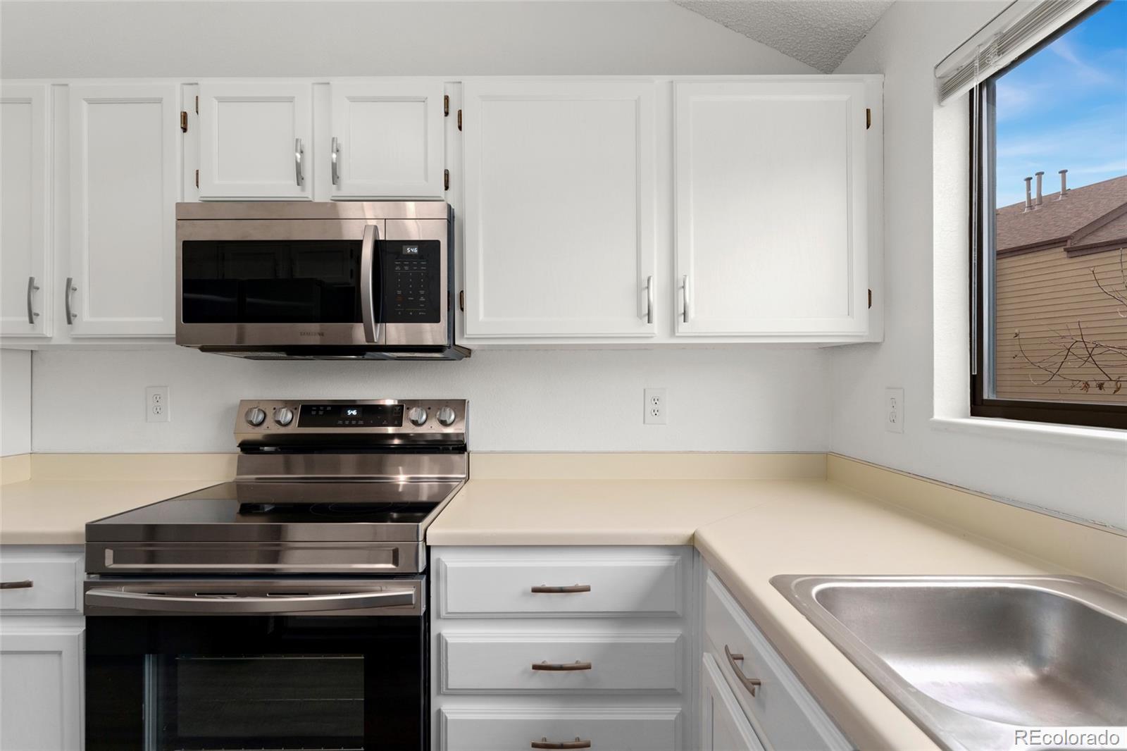 MLS Image #10 for 326  wright street,lakewood, Colorado