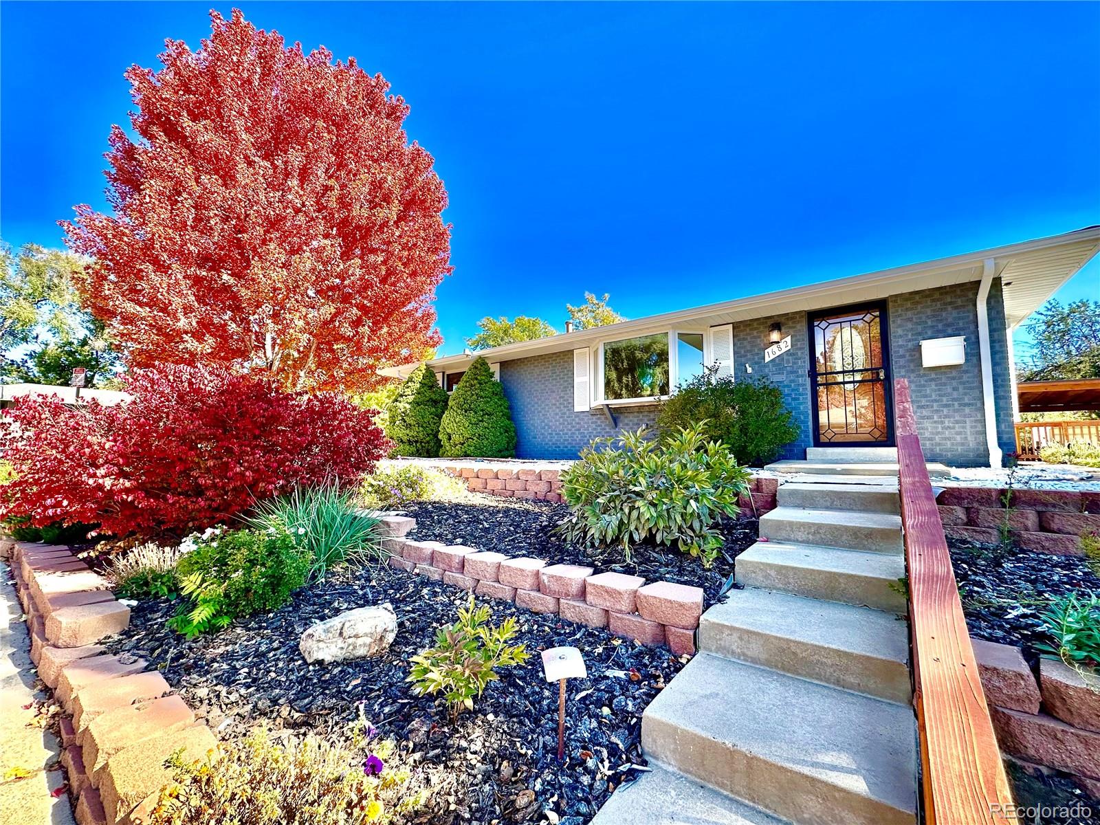 MLS Image #18 for 1682 s yates way,denver, Colorado