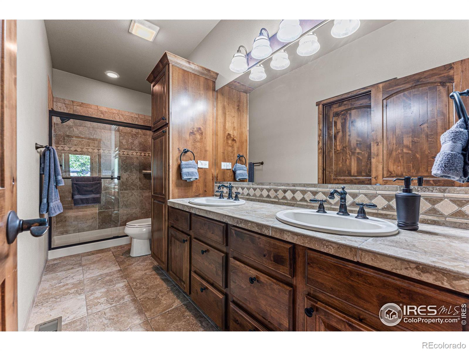 MLS Image #15 for 605  park river place,estes park, Colorado