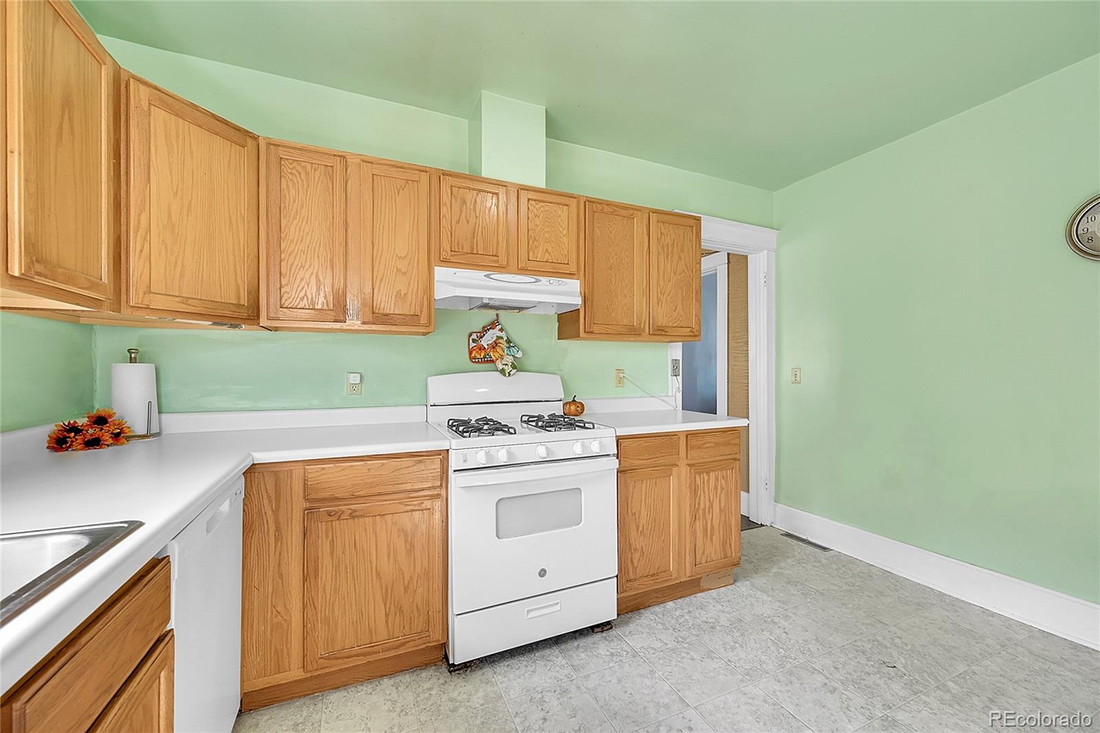 MLS Image #15 for 3116 n race street,denver, Colorado