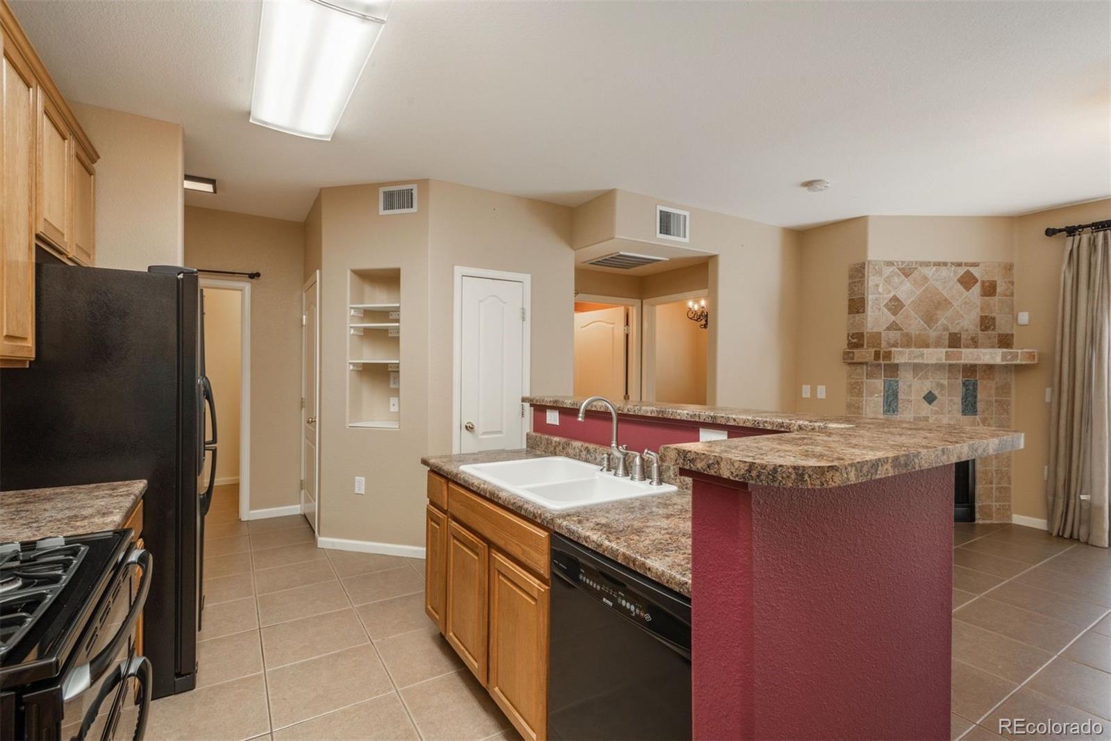 MLS Image #10 for 10148 w 55th drive,arvada, Colorado