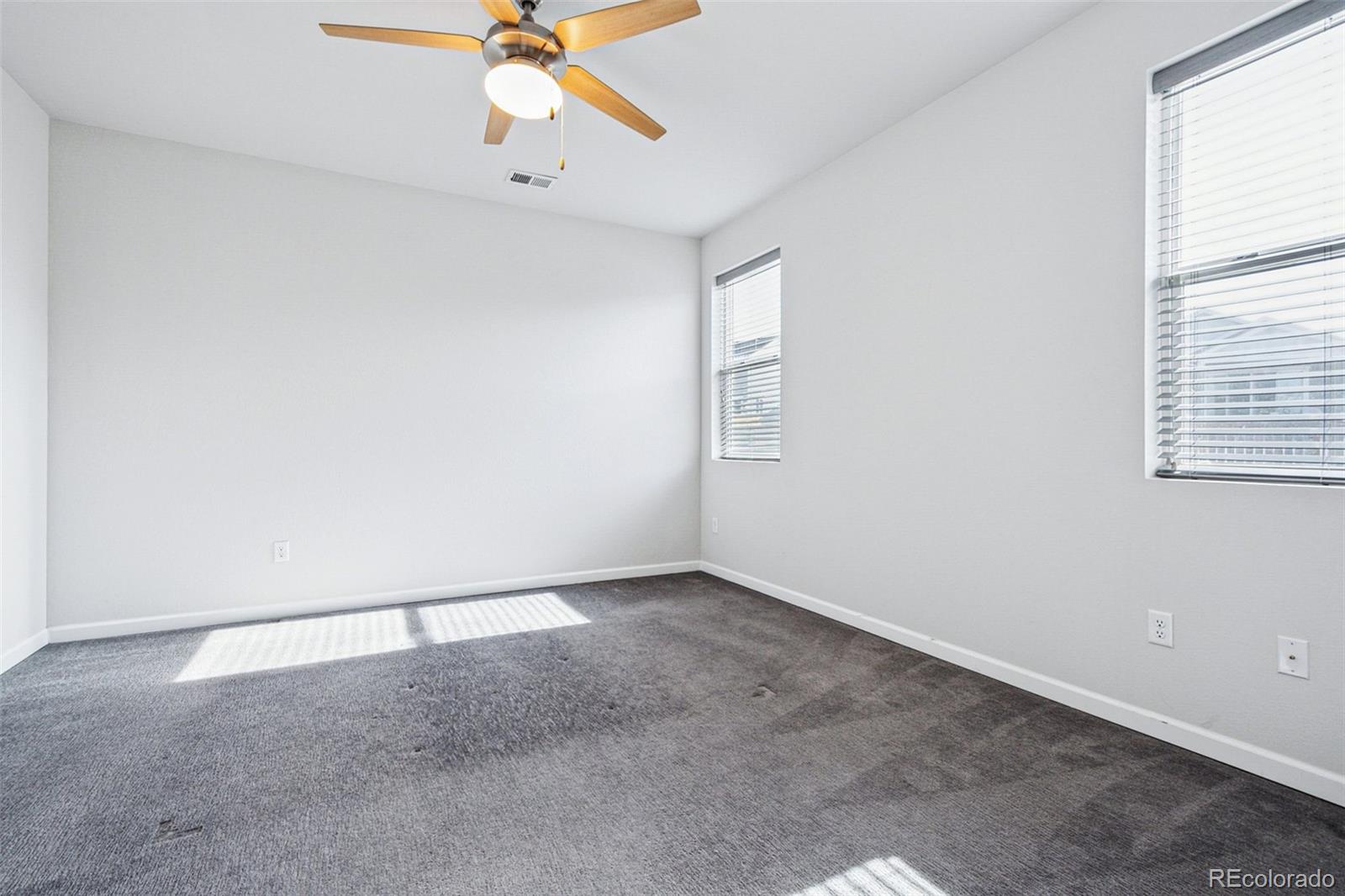 MLS Image #14 for 27862 e 9th drive,aurora, Colorado