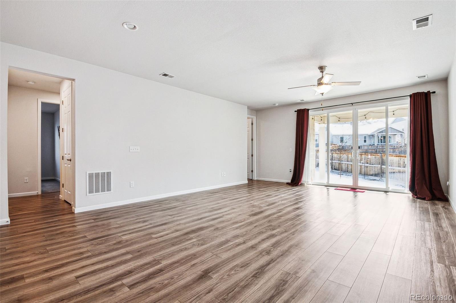 MLS Image #6 for 27862 e 9th drive,aurora, Colorado
