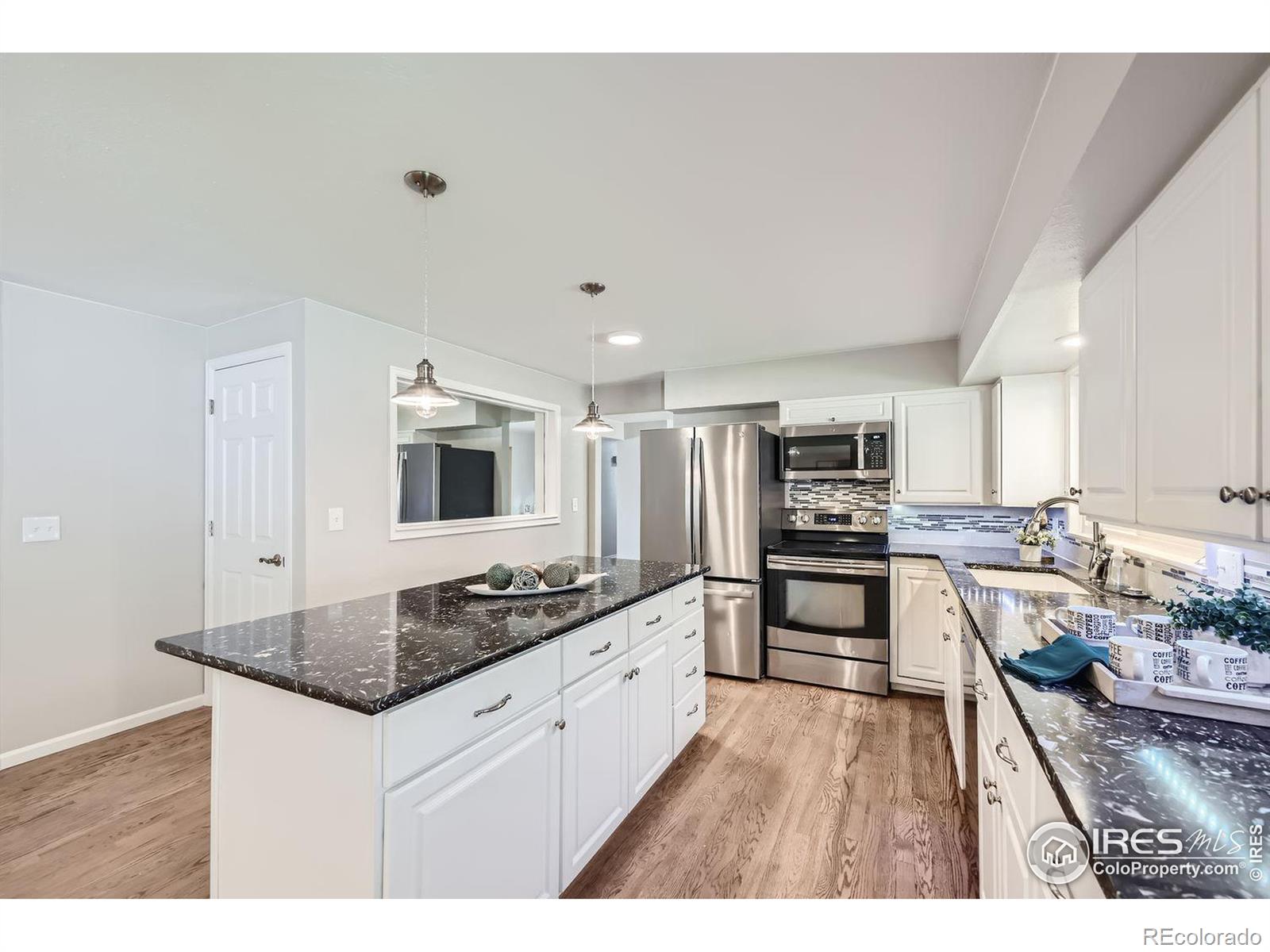 MLS Image #9 for 3616  columbia drive,longmont, Colorado