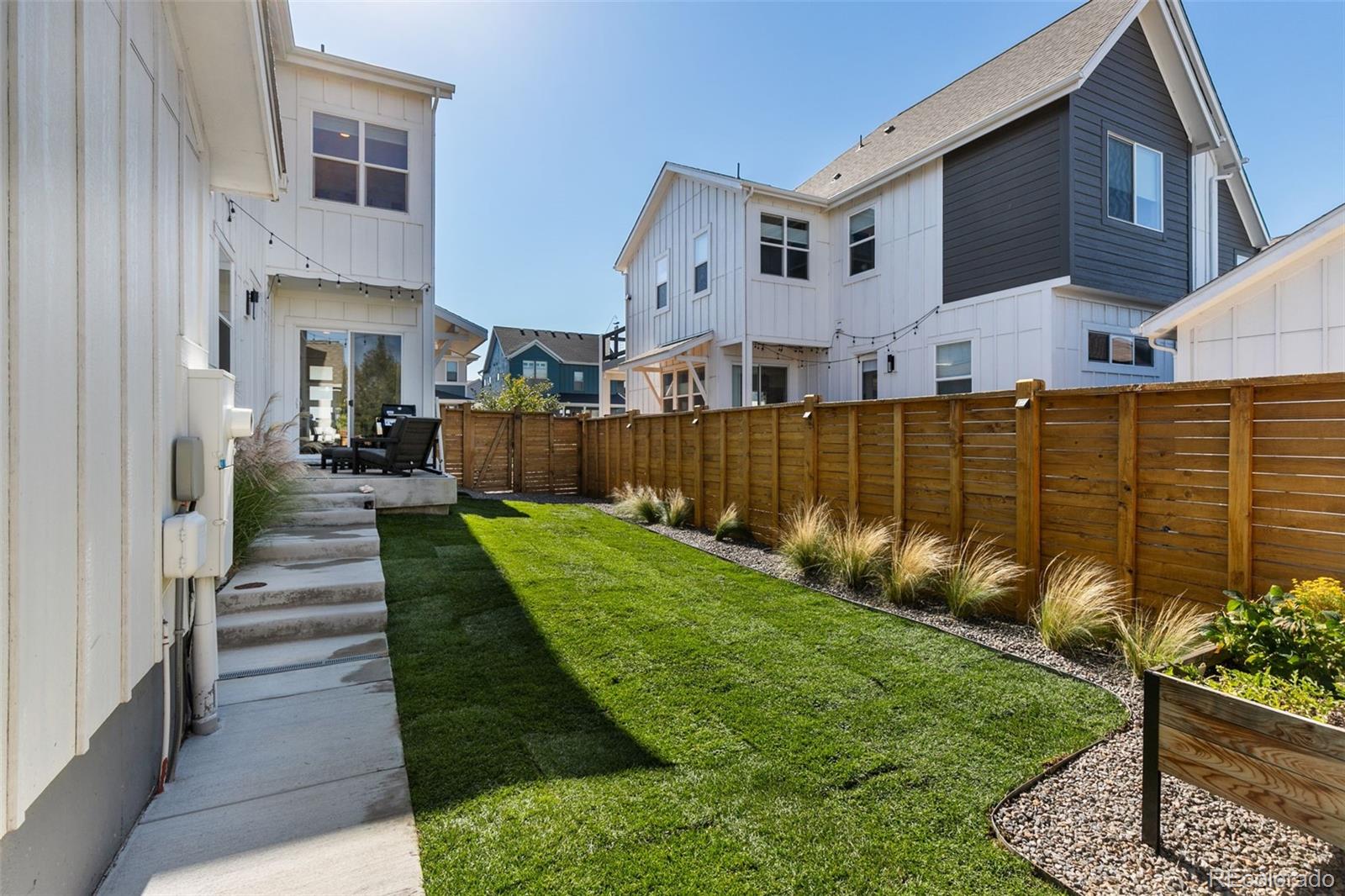 MLS Image #28 for 10155 e 59th avenue,denver, Colorado