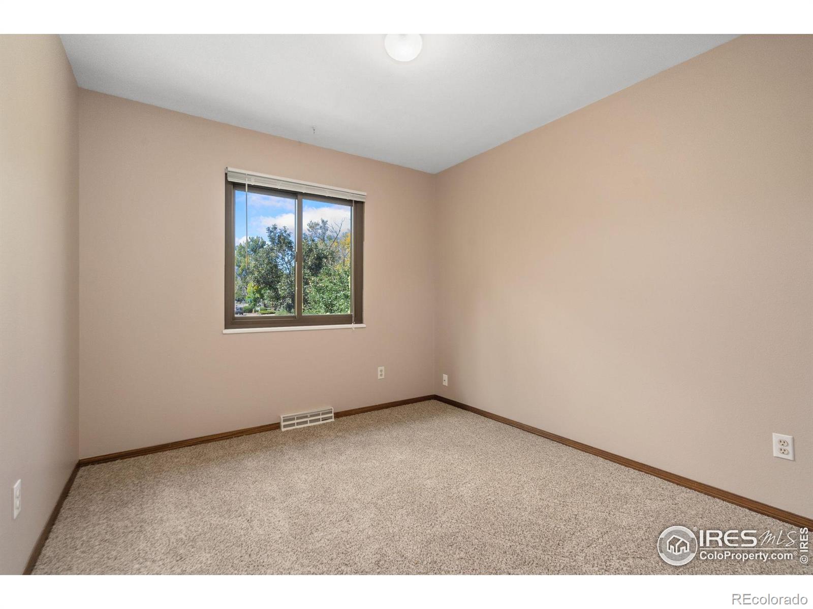 MLS Image #19 for 2052  huntington circle,fort collins, Colorado