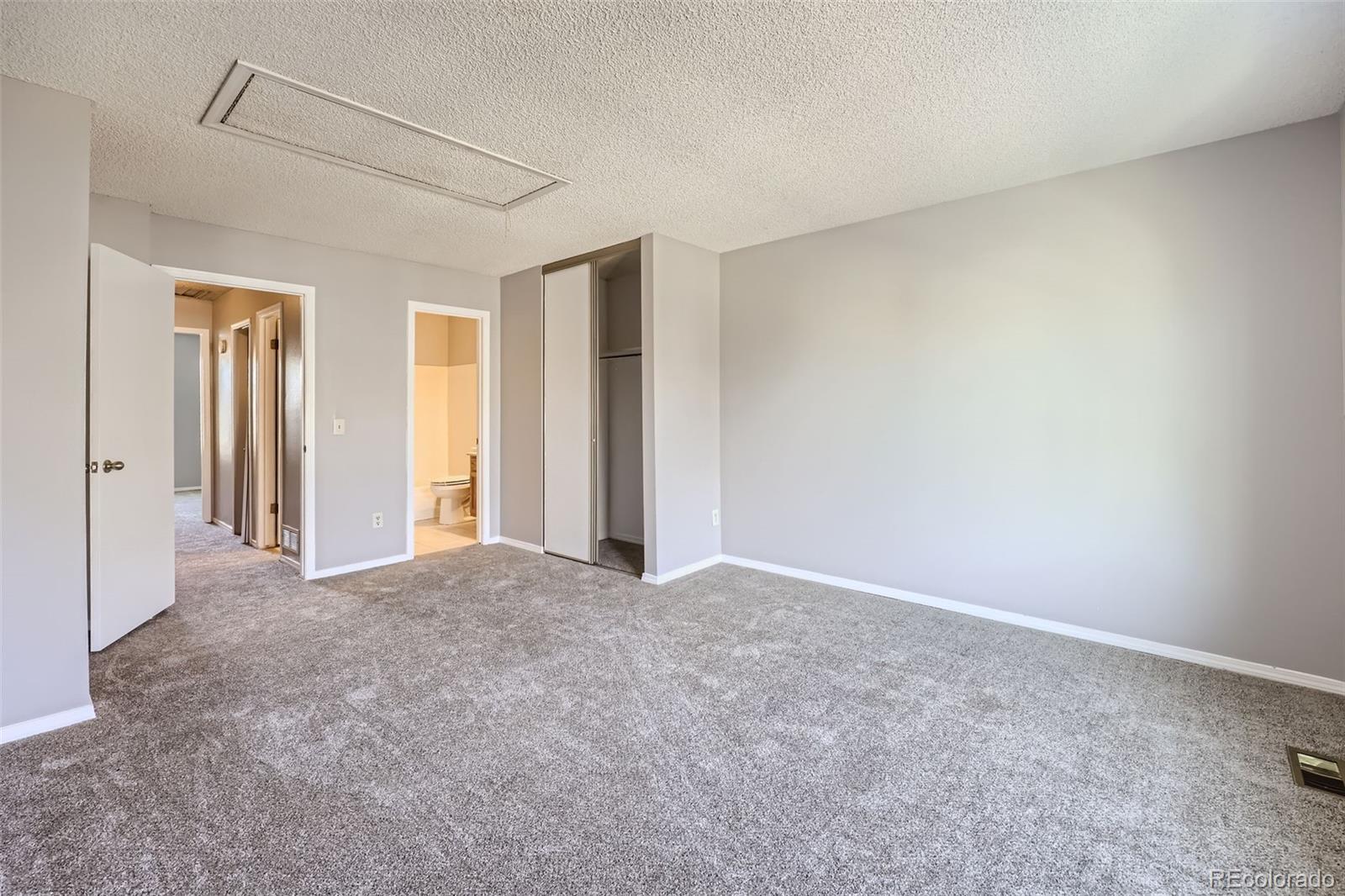 MLS Image #15 for 1811 s quebec way,denver, Colorado