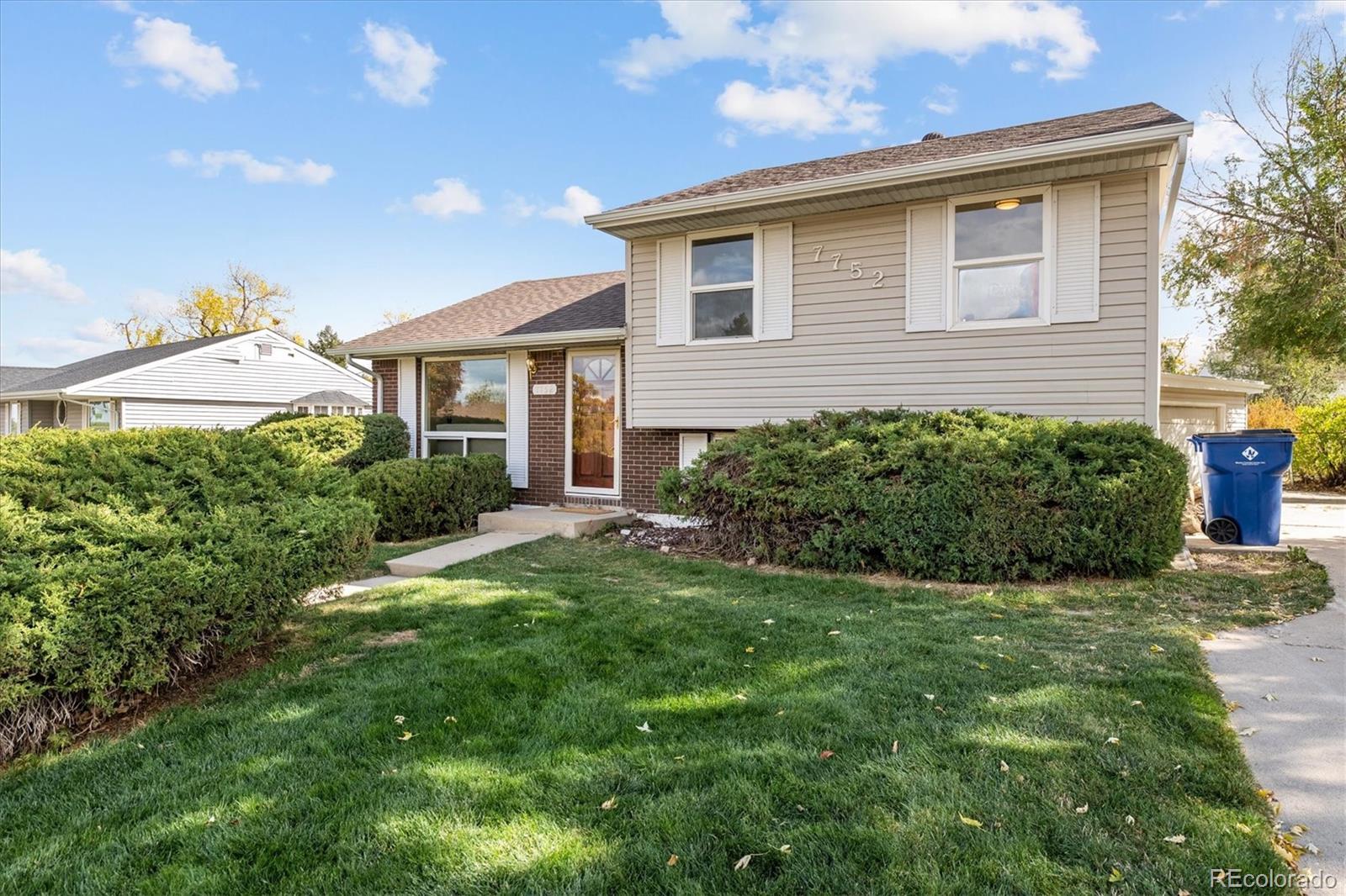 MLS Image #2 for 7752  saulsbury street,arvada, Colorado