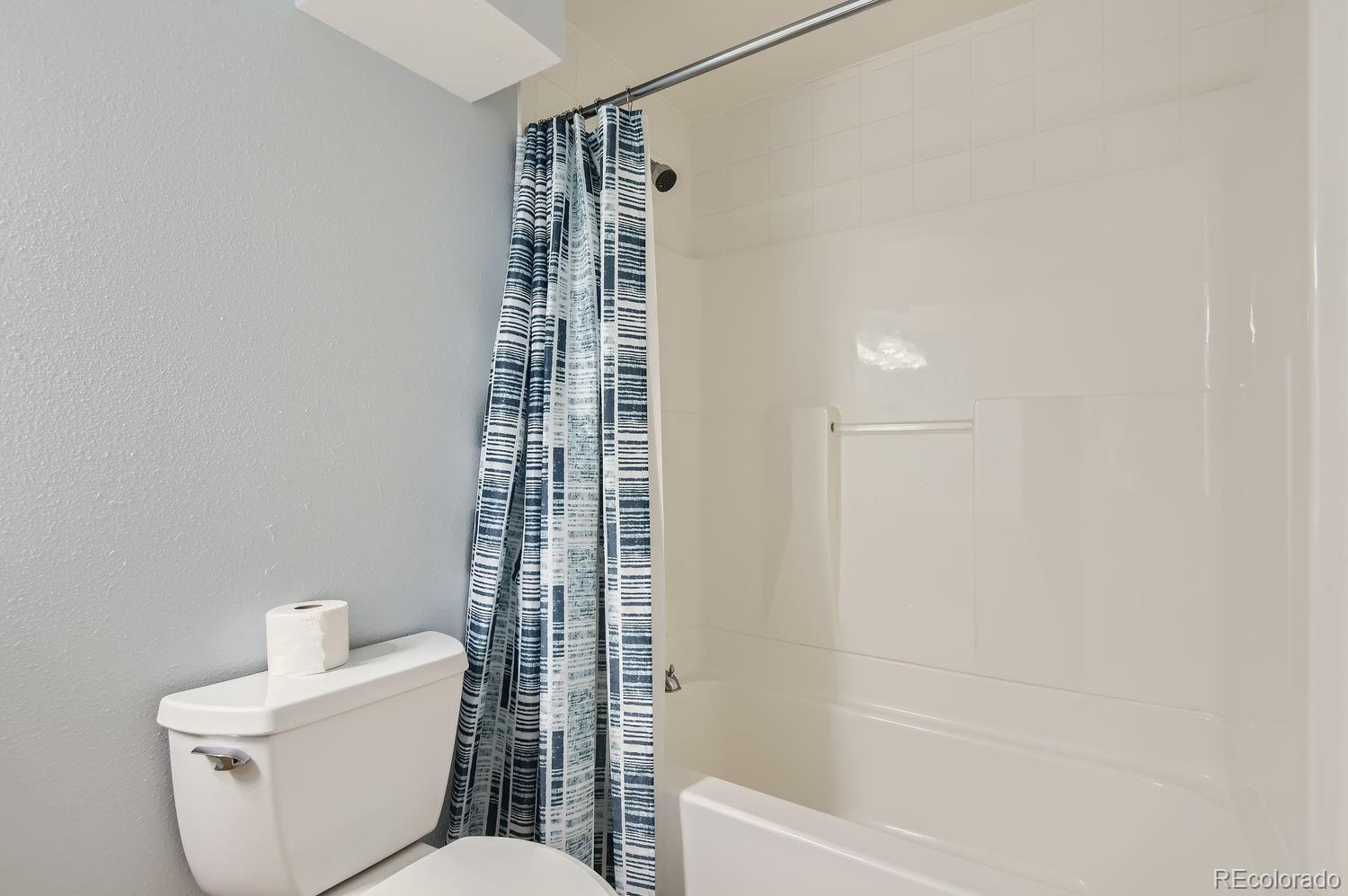 MLS Image #19 for 16181 e oxford drive,aurora, Colorado