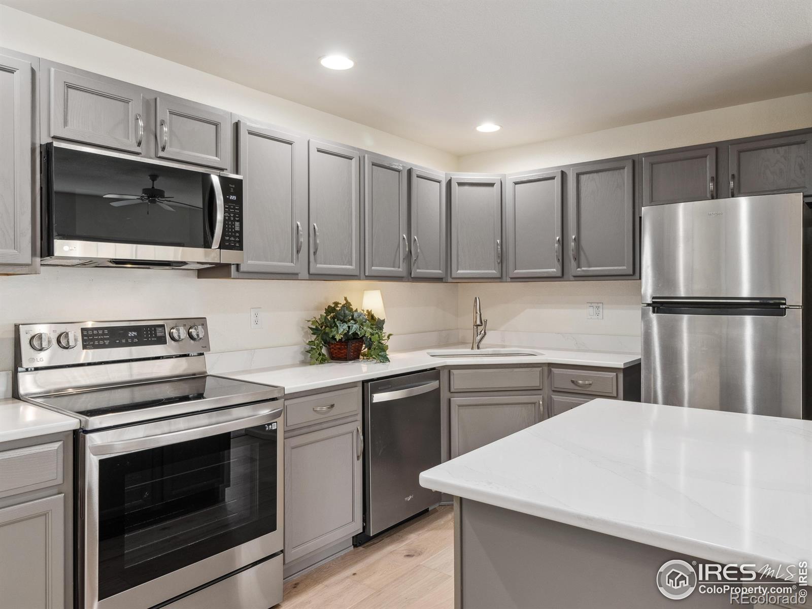 MLS Image #7 for 1703  whitehall drive,longmont, Colorado