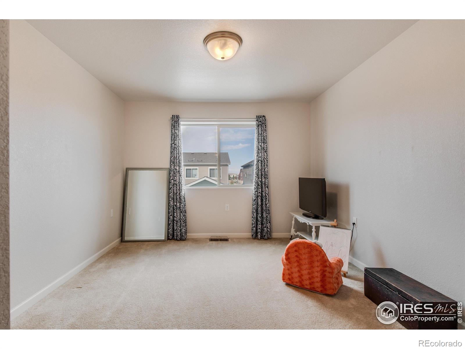 MLS Image #5 for 1135  hummingbird circle,longmont, Colorado