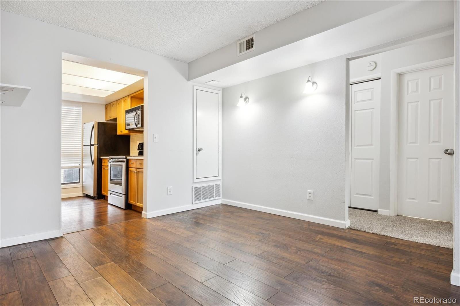 MLS Image #4 for 3550 s harlan street,denver, Colorado