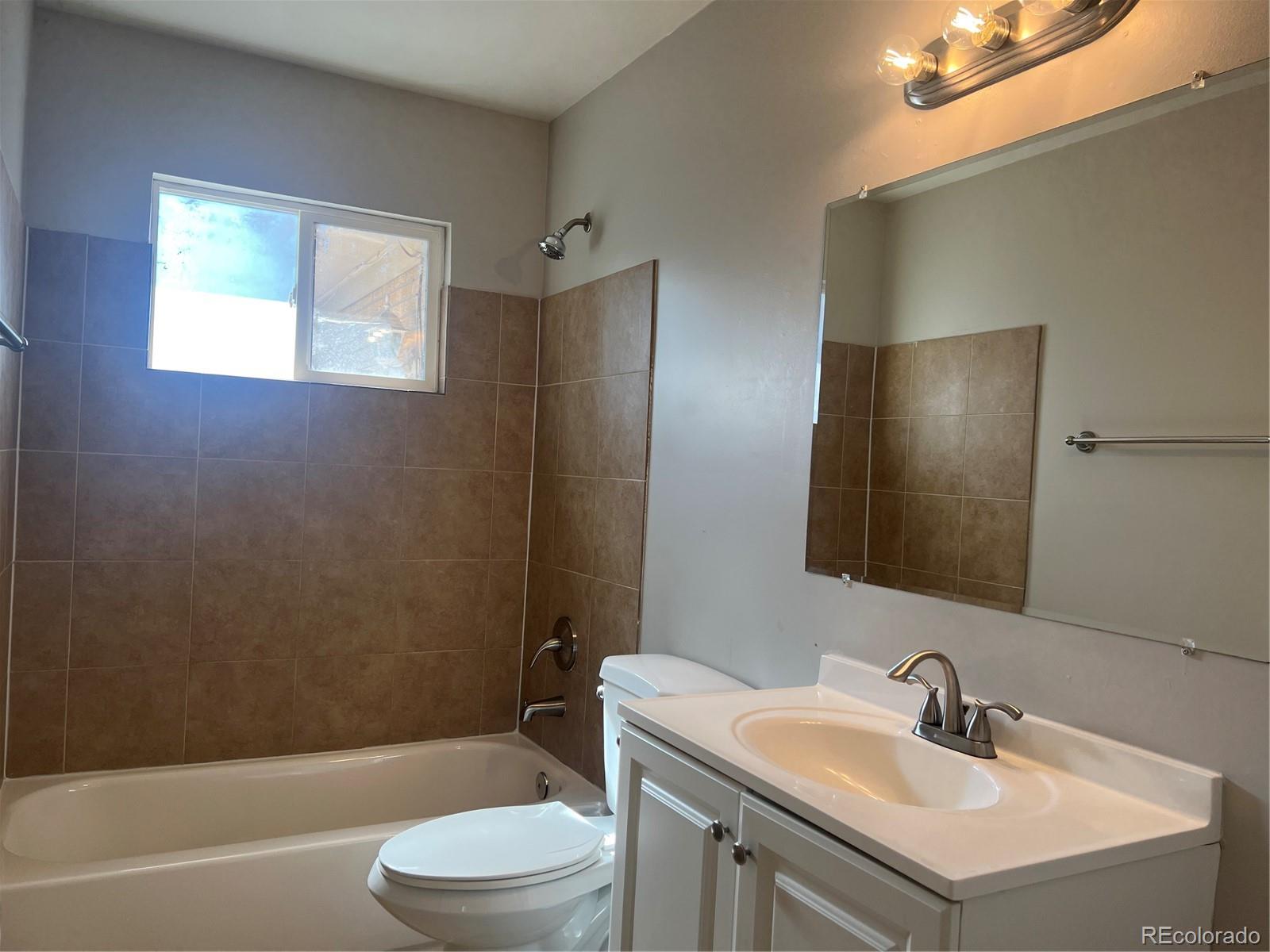 MLS Image #12 for 7222  worley drive,denver, Colorado