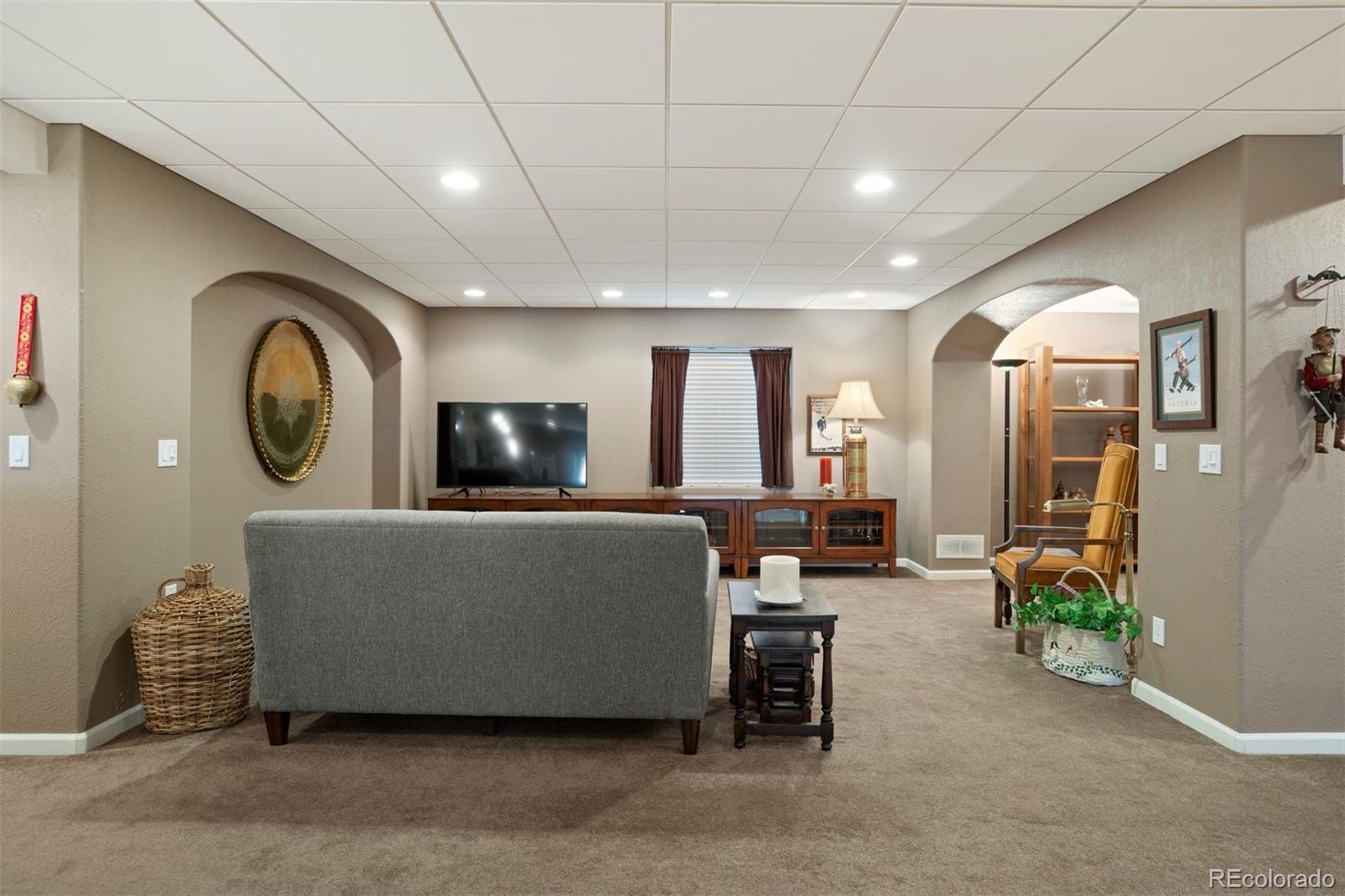 MLS Image #20 for 1021  berganot trail,castle pines, Colorado