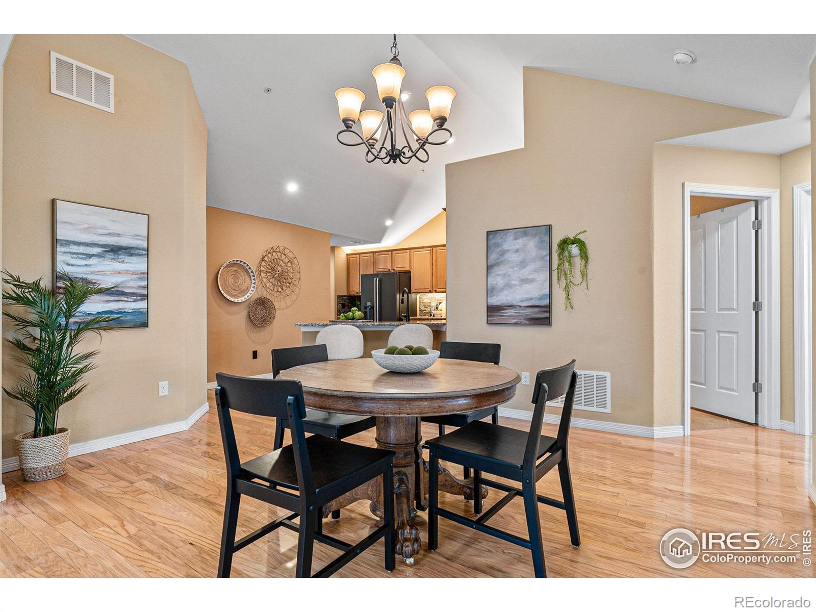 MLS Image #13 for 2489  santa fe drive,longmont, Colorado