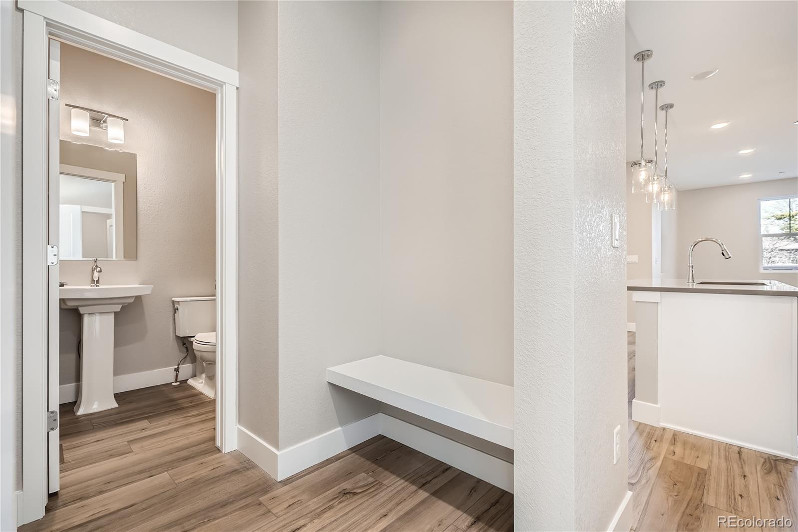 MLS Image #14 for 2555 w 69th place,denver, Colorado