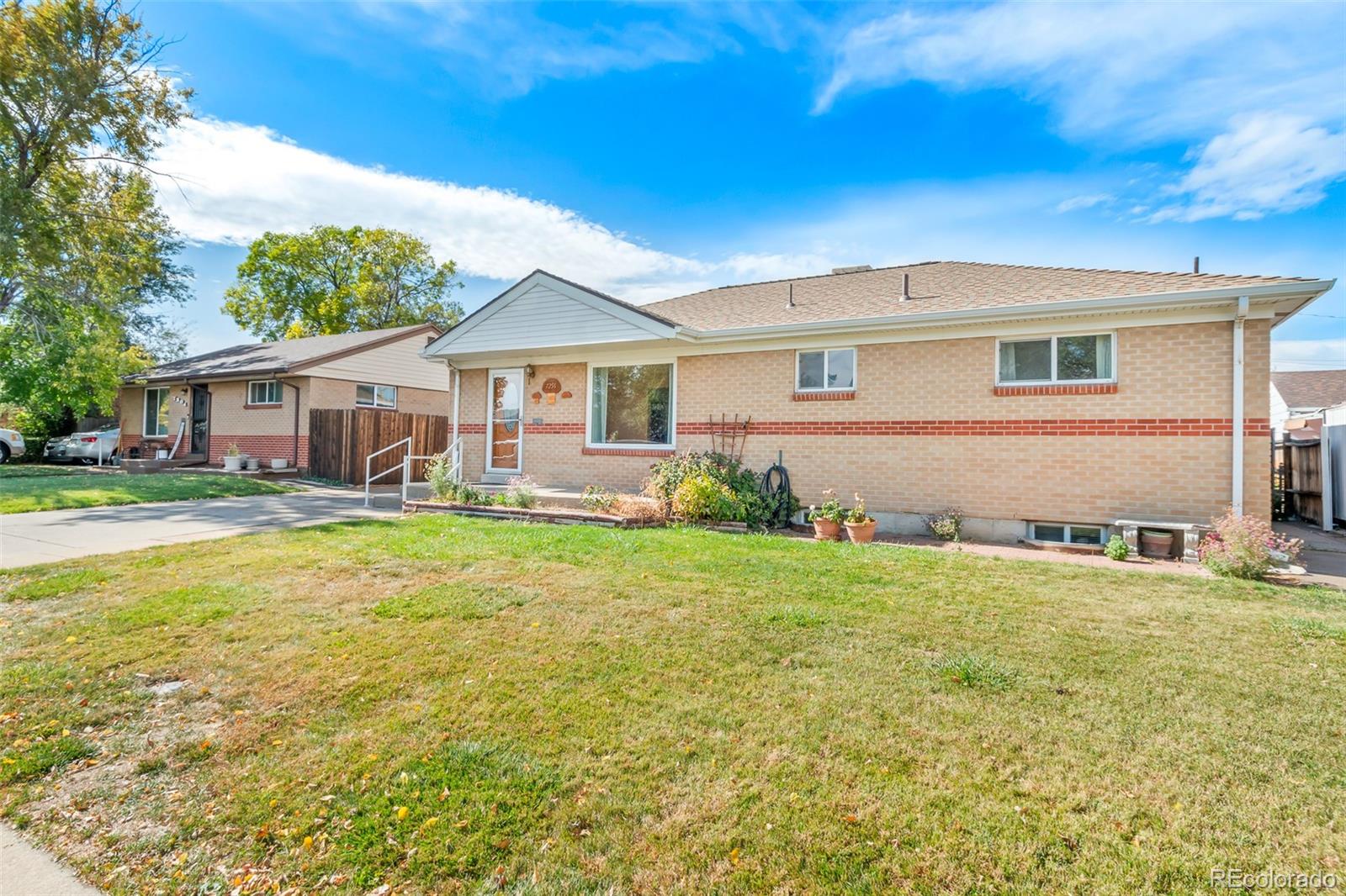 MLS Image #3 for 7291  avrum drive,denver, Colorado