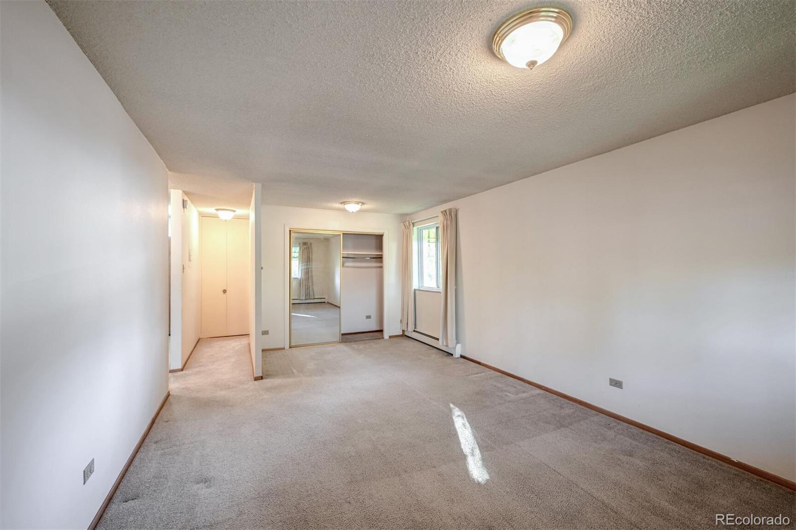 MLS Image #10 for 610 s clinton street,denver, Colorado