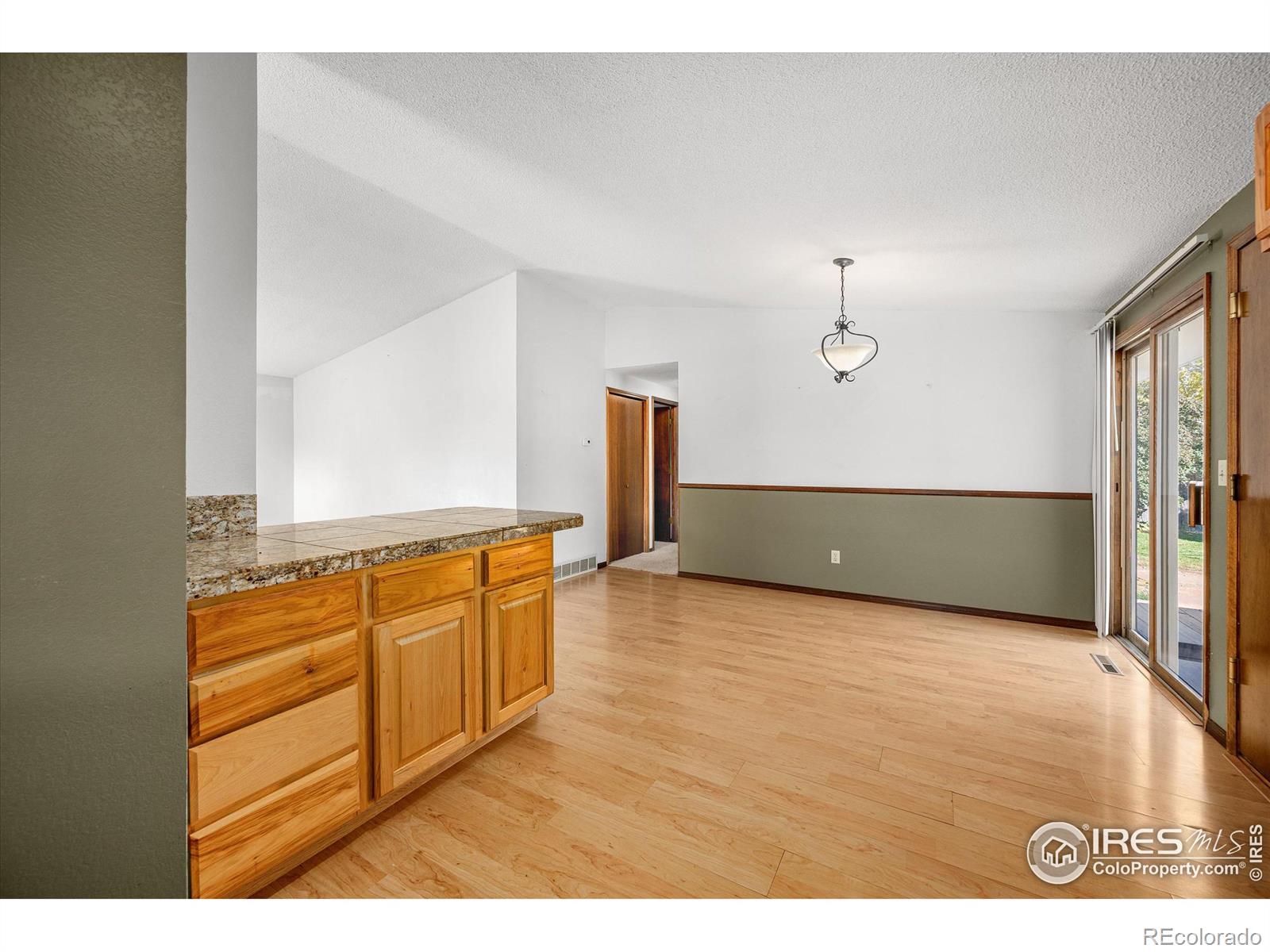 MLS Image #11 for 1645  hoffman drive,loveland, Colorado