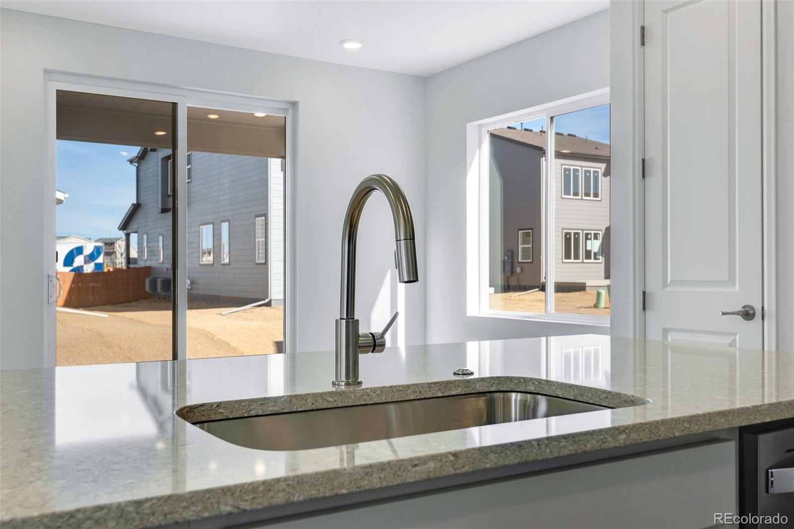 MLS Image #16 for 13521 e 99th place,commerce city, Colorado