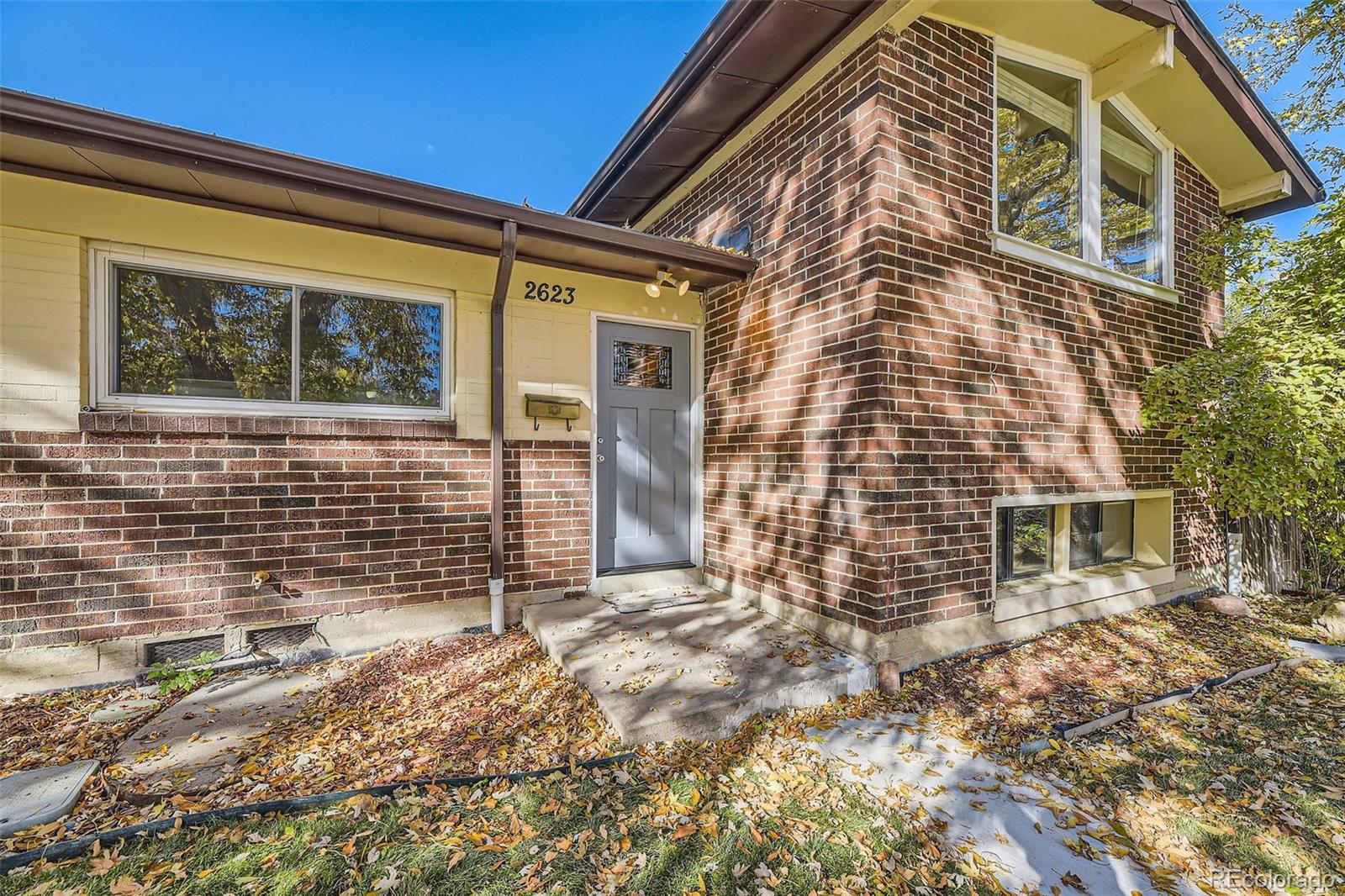 MLS Image #3 for 2623 s quitman street,denver, Colorado