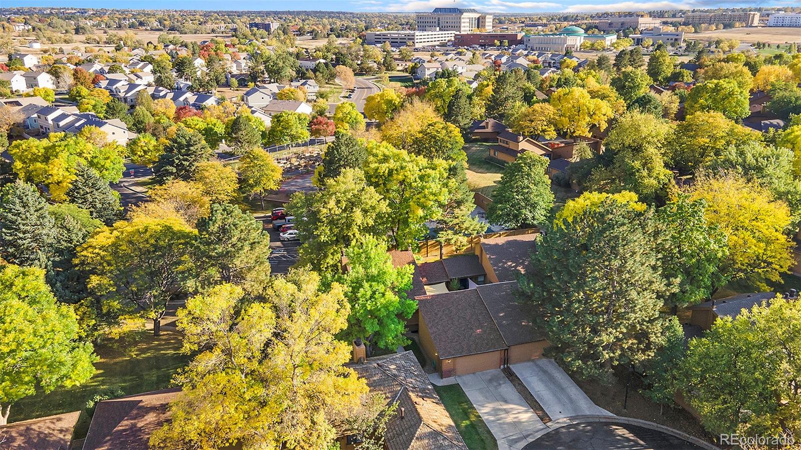 MLS Image #39 for 12 s eagle circle,aurora, Colorado